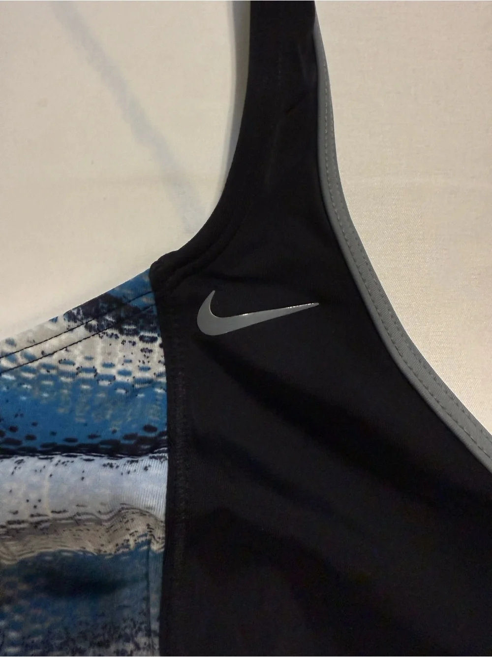 Nike Womens XL Tankini Swim Tops Racerback Athletic Swimsuit Lot of 2